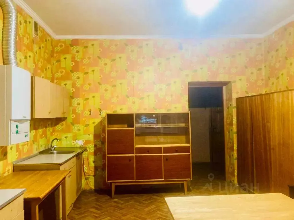 1-к кв. Татарстан, Зеленодольск ул. Карла Маркса, 12 (60.0 м) - Фото 0