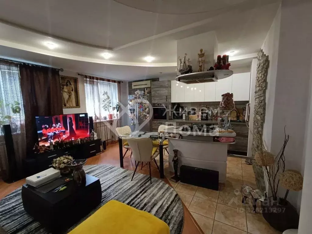 3-к кв. Волгоградская область, Волгоград Изобильная ул., 12 (64.0 м) - Фото 1