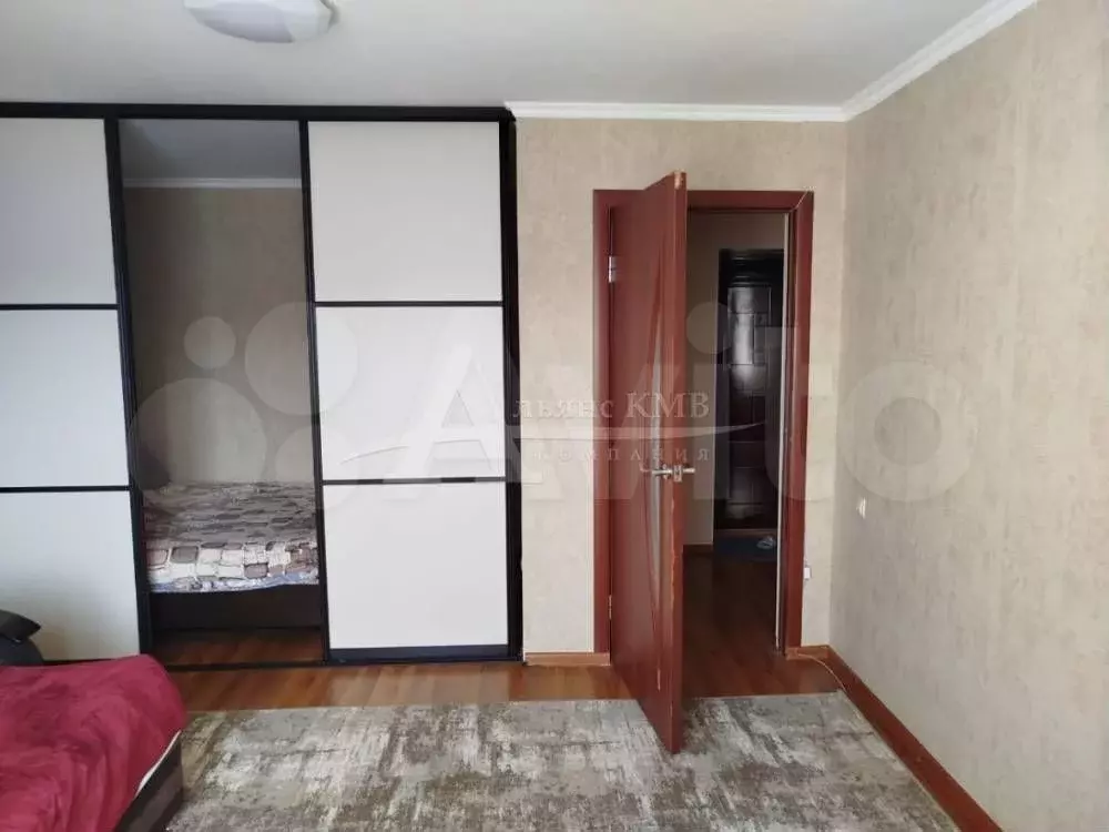 1-к. квартира, 37 м, 5/5 эт. - Фото 0