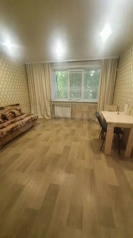 Комната 20 м в 4-к., 2/5 эт. - Фото 0