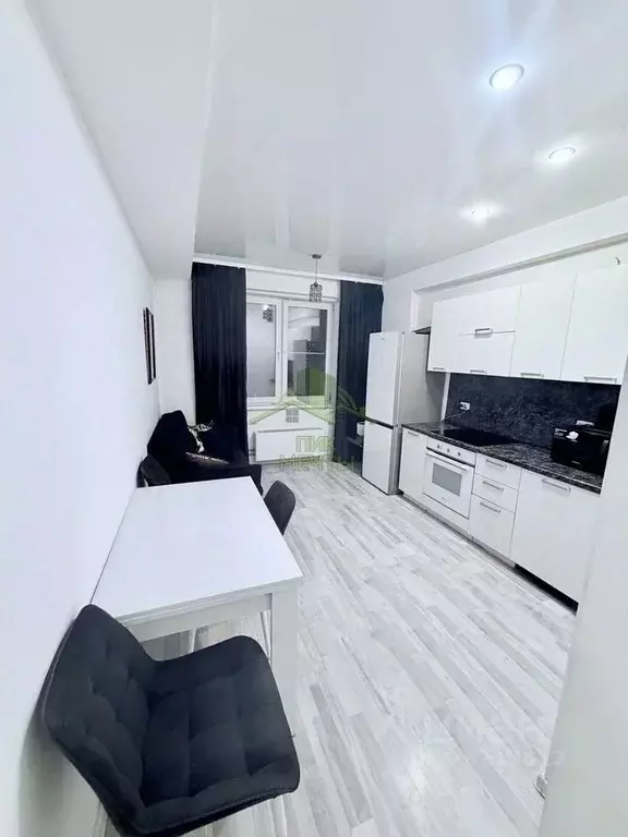 2-к кв. Бурятия, Улан-Удэ ул. Калашникова, 11Б/1 (67.9 м) - Фото 1