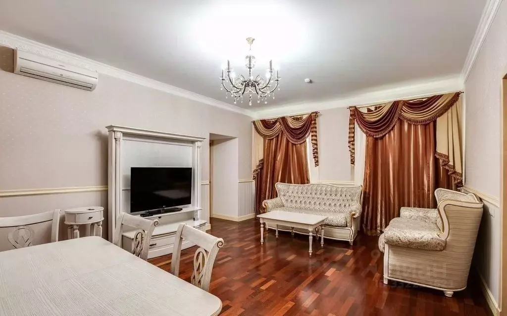 3-к кв. Москва пер. Столешников, 9С3 (100.0 м) - Фото 1