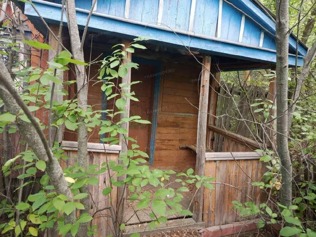 Дом в Воронежская область, Новохоперский район, Коленовское с/пос, с. ... - Фото 1