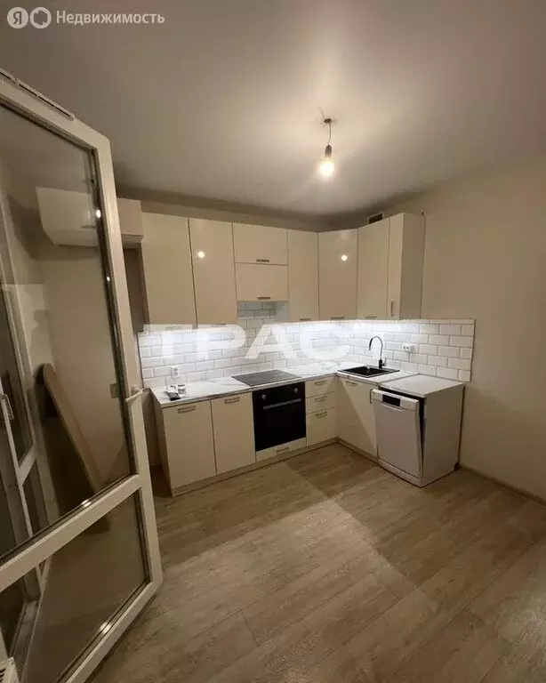 1-комнатная квартира: Воронеж, улица Адмирала Чурсина, 8 (38 м) - Фото 1