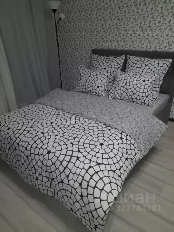 1-к кв. Брянская область, Брянск пер. Герцена, 4 (47.0 м) - Фото 1