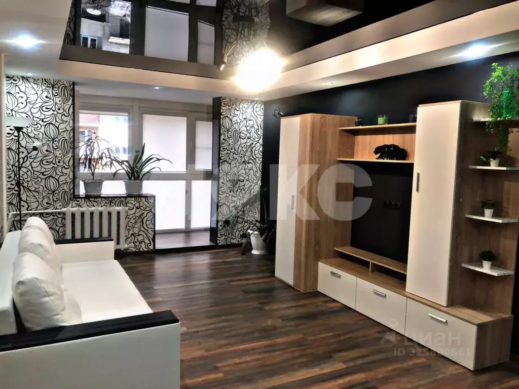 3-к кв. Краснодарский край, Горячий Ключ Псекупская ул., 128Б (97.0 м) - Фото 1