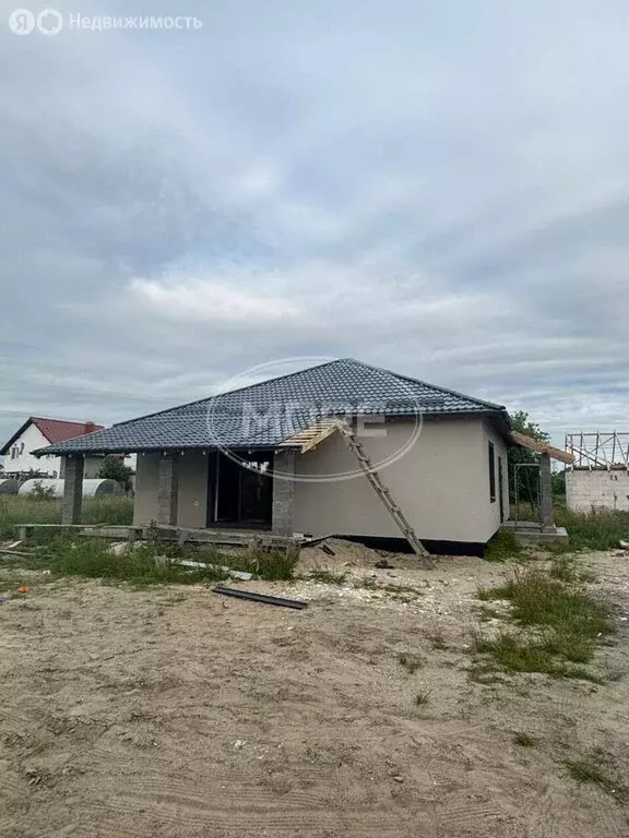 Дом в посёлок Заозерье, Калиновая улица, 39 (95 м) - Фото 1