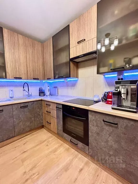 3-к кв. Санкт-Петербург ул. Дыбенко, 42 (81.4 м) - Фото 1