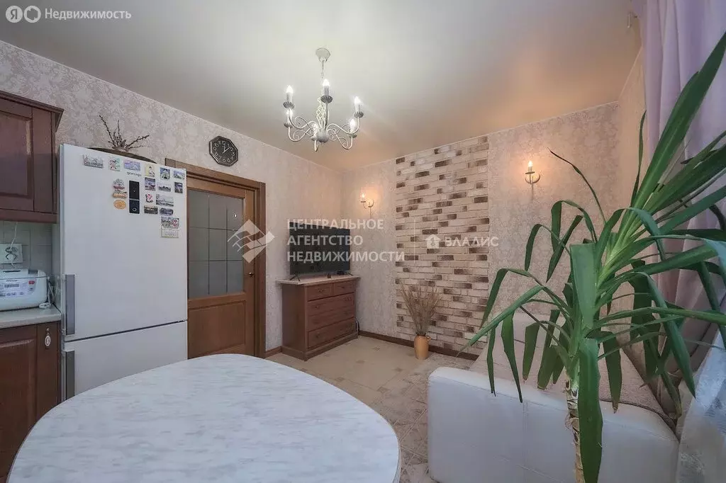 3-комнатная квартира: Дядьково, улица Грачи, 58к1 (76.2 м) - Фото 2