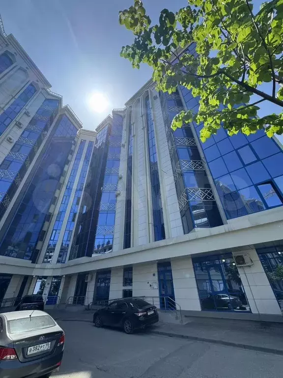 3-к. квартира, 109 м, 5/10 эт. - Фото 1