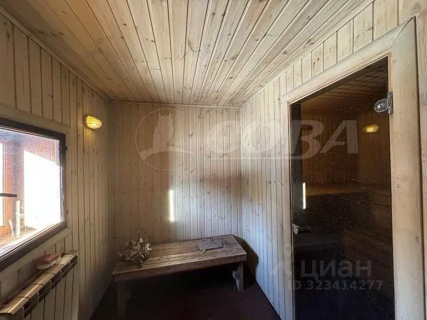 Дом в Тюменская область, Тюменский муниципальный округ, д. Зубарева  ... - Фото 1