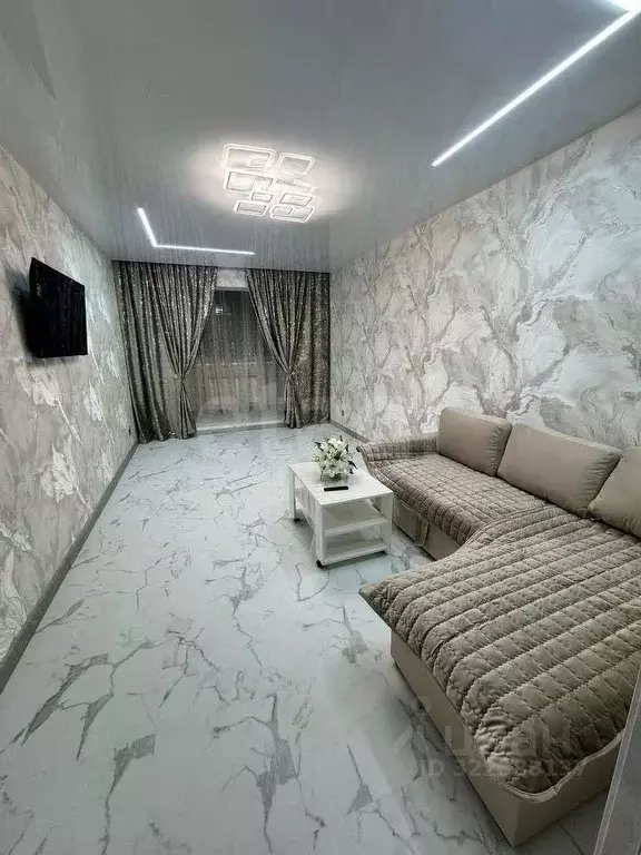 2-к кв. Ямало-Ненецкий АО, Ноябрьск ул. Дзержинского, 1/69 (52.0 м) - Фото 1