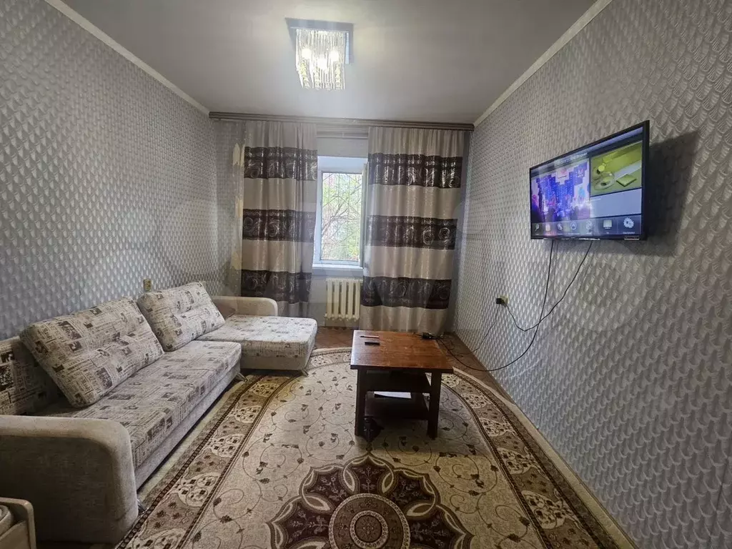 2-к. квартира, 56 м, 2/5 эт. - Фото 0