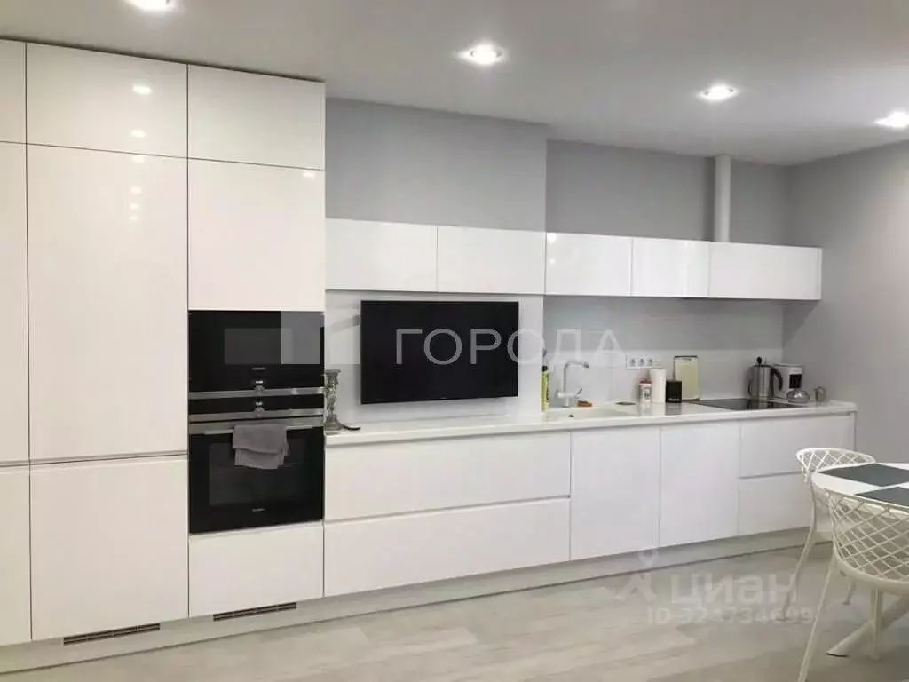 2-к кв. Новосибирская область, Новосибирск ул. Державина, 73 (75.0 м) - Фото 1