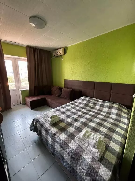 Комната Крым, Саки ул. Морская, 9А2А (25.0 м) - Фото 2