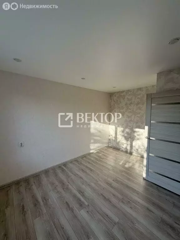 1-комнатная квартира: Иваново, улица Павла Большевикова, 9 (20 м) - Фото 1