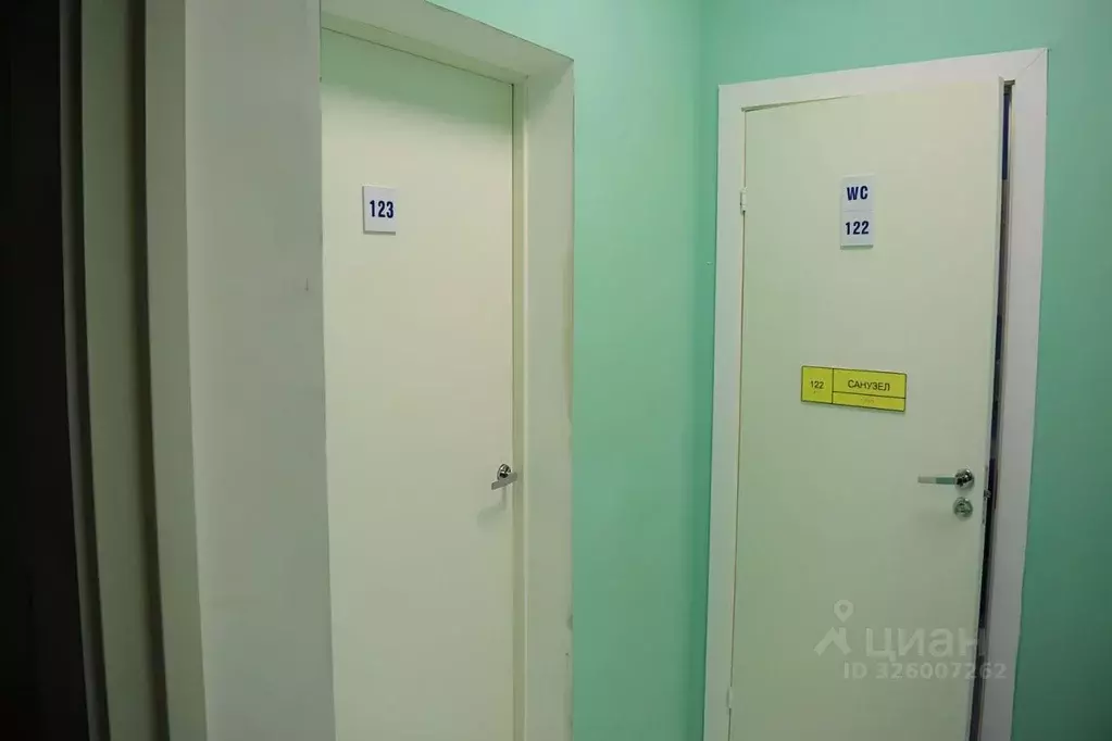 Помещение свободного назначения в Ленинградская область, Кингисепп ул. ... - Фото 2