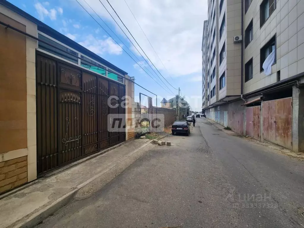 Участок в Дагестан, Дербент ул. Сальмана, 100 (4.2 сот.) - Фото 1