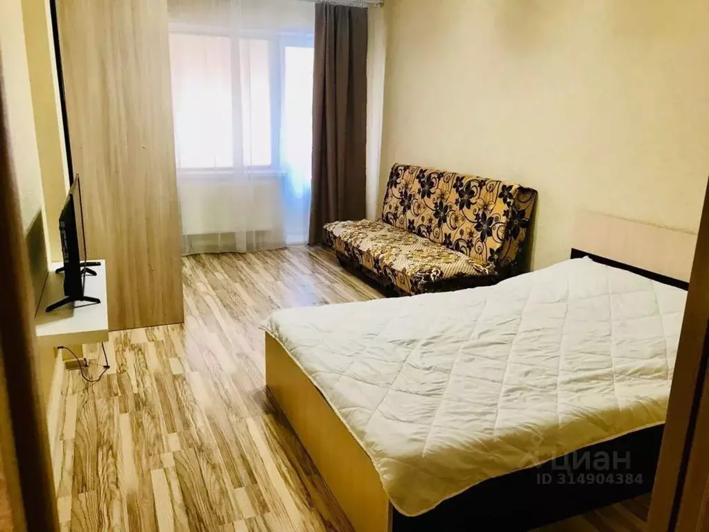 1-к кв. Удмуртия, Ижевск Красногеройская ул., 109 (40.0 м) - Фото 1