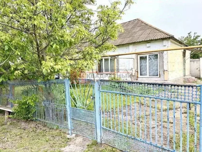 Дом в Белгородская область, Старооскольский городской округ, с. ... - Фото 0