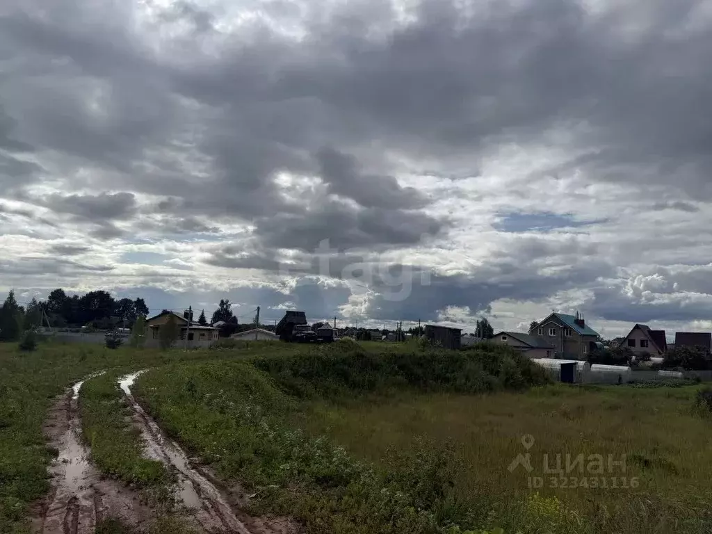 Участок в Марий Эл, Йошкар-Ола городской округ, д. Якимово ул. ... - Фото 1