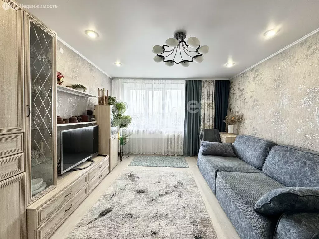 3-комнатная квартира: Брянск, улица Брянского Фронта, 12 (62.4 м) - Фото 0