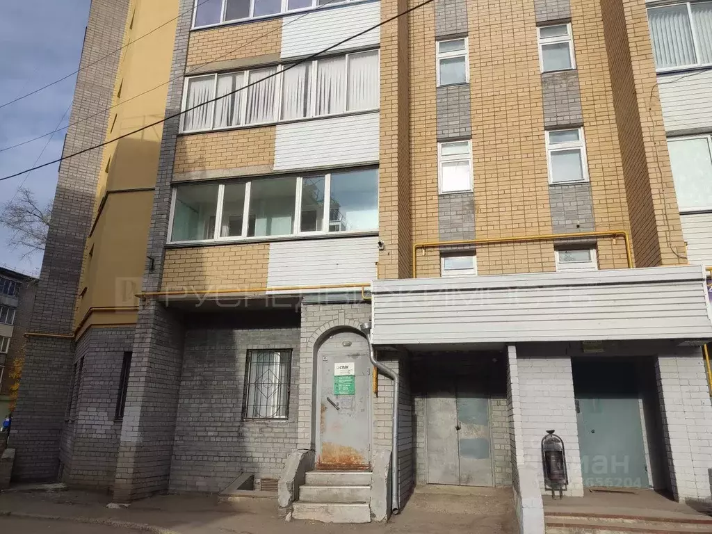 Помещение свободного назначения в Кировская область, Киров Октябрьский ... - Фото 1