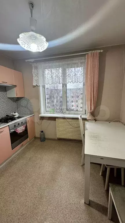 2-к. квартира, 55 м, 9/9 эт. - Фото 0