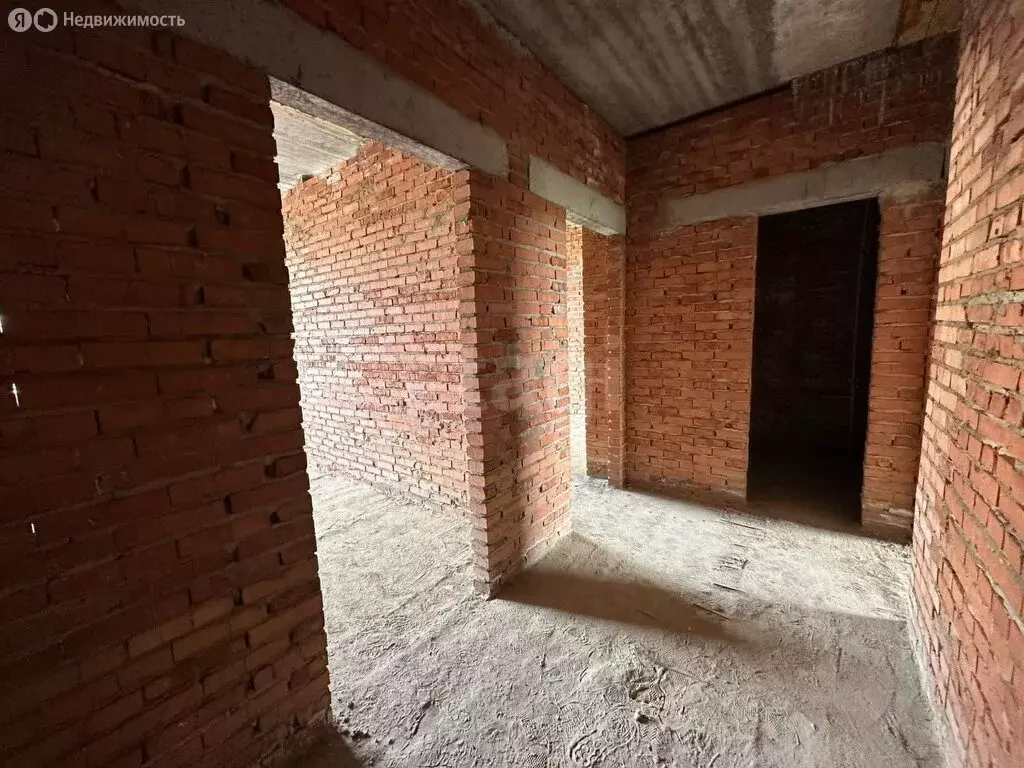2-комнатная квартира: Ардон, улица Хетагурова, 56 (66 м) - Фото 0