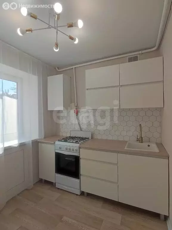 2-комнатная квартира: Энгельс, улица Космонавтов, 3 (41.9 м) - Фото 1