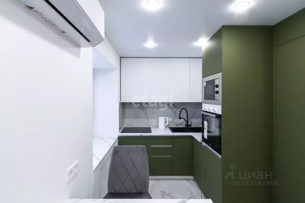 1-к кв. Тюменская область, Тюмень Холодильная ул., 49 (45.0 м) - Фото 1