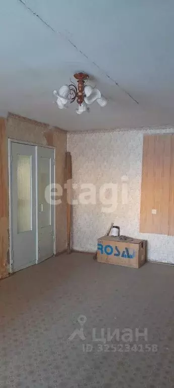 4-к кв. Бурятия, Гусиноозерск Селенгинский район, 9-й мкр, 66 (65.0 м) - Фото 1