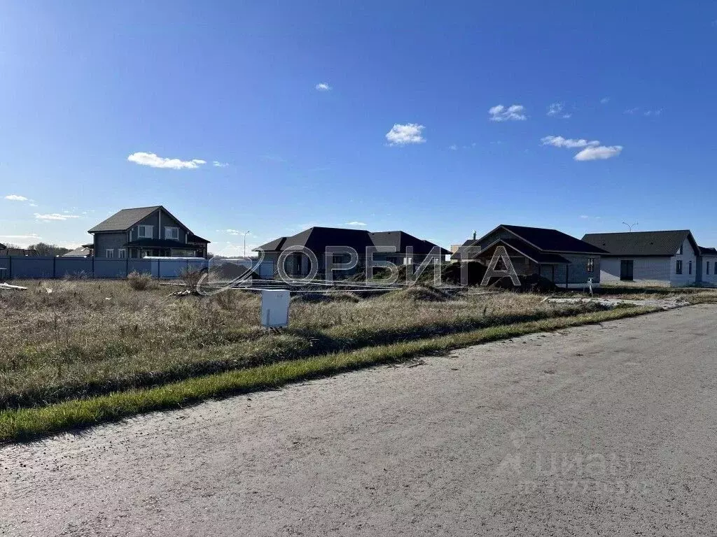 Участок в Тюменская область, Тюменский район, с. Кулаково ул. ... - Фото 1