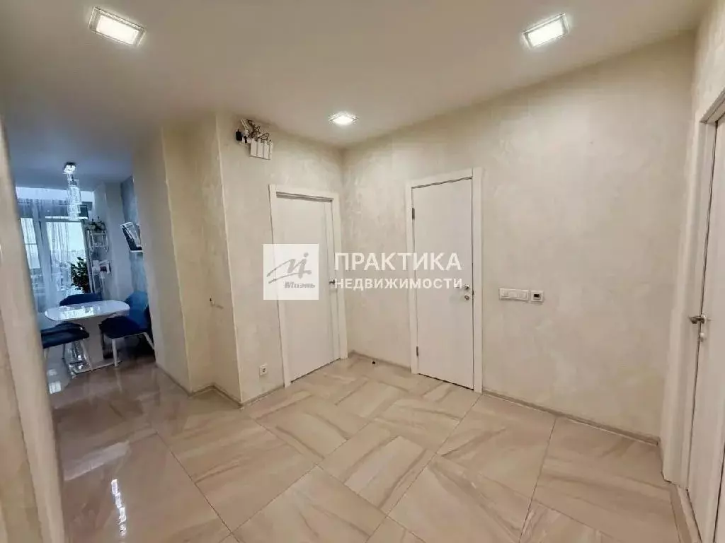 Продается 3-комнатная квартира - Фото 2