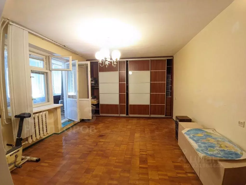 4-к кв. Волгоградская область, Волгоград ул. Рокоссовского, 26 (90.0 ... - Фото 0
