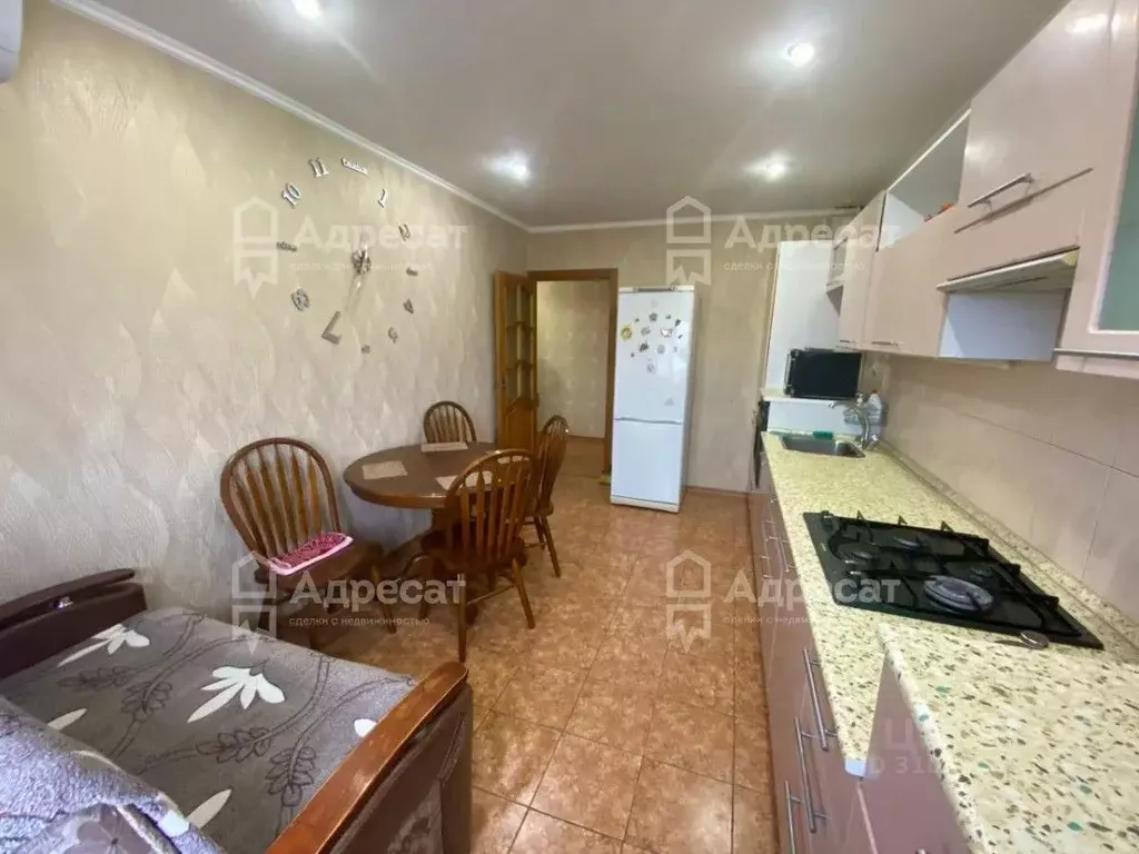 3-к кв. Волгоградская область, Волгоград Изобильная ул., 4 (65.2 м) - Фото 1