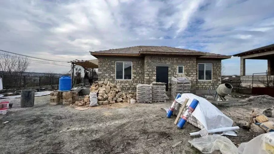 Дом в Крым, Симферопольский район, с. Доброе  (85 м) - Фото 1