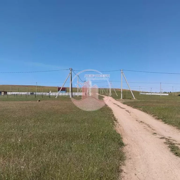 Участок в Севастополь с. Полюшко, ул. Юрия Линкина (4.0 сот.) - Фото 1