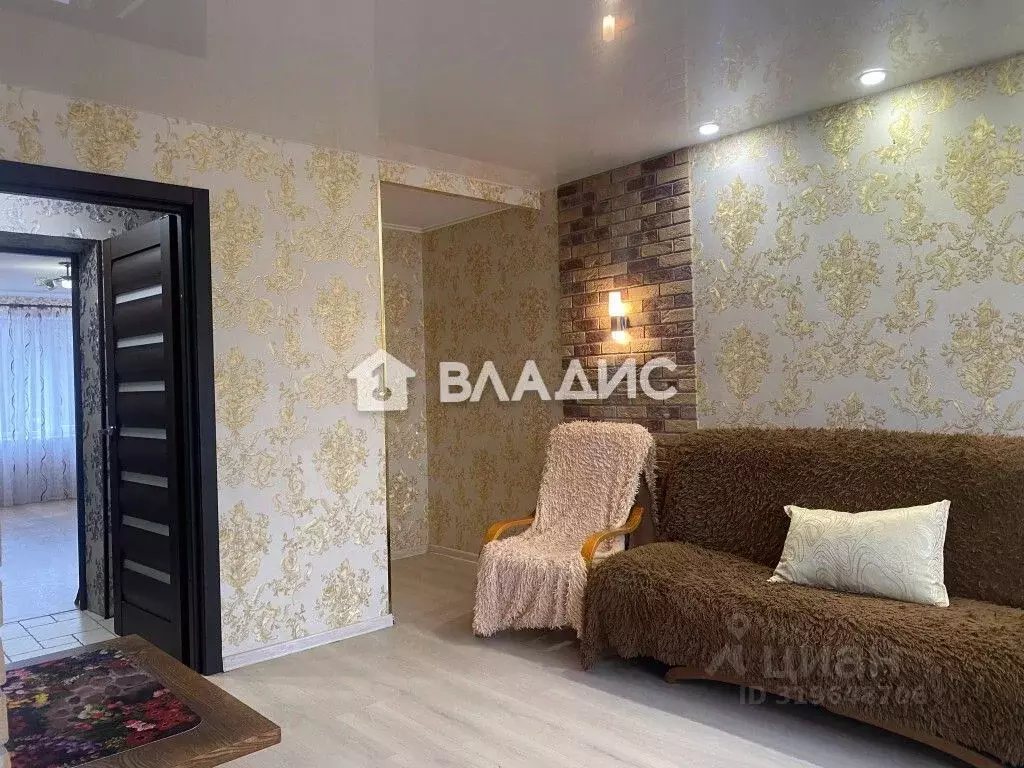 2-к кв. Калининградская область, Светлый Заводская ул., 6 (50.0 м) - Фото 1
