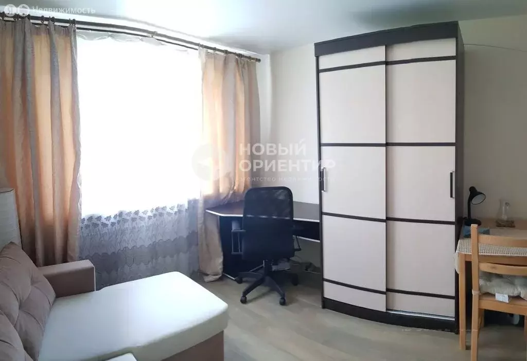 Квартира-студия: Екатеринбург, Ясная улица, 1к6 (18 м) - Фото 0