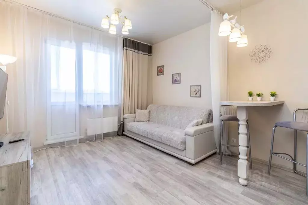 Студия Ханты-Мансийский АО, Сургут Пролетарский просп., 35 (28.0 м) - Фото 0