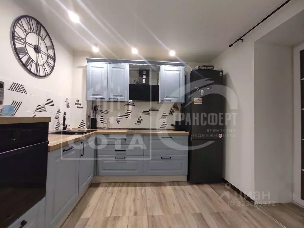 2-к кв. Воронежская область, Воронеж ул. Антокольского, 2 (68.1 м) - Фото 1