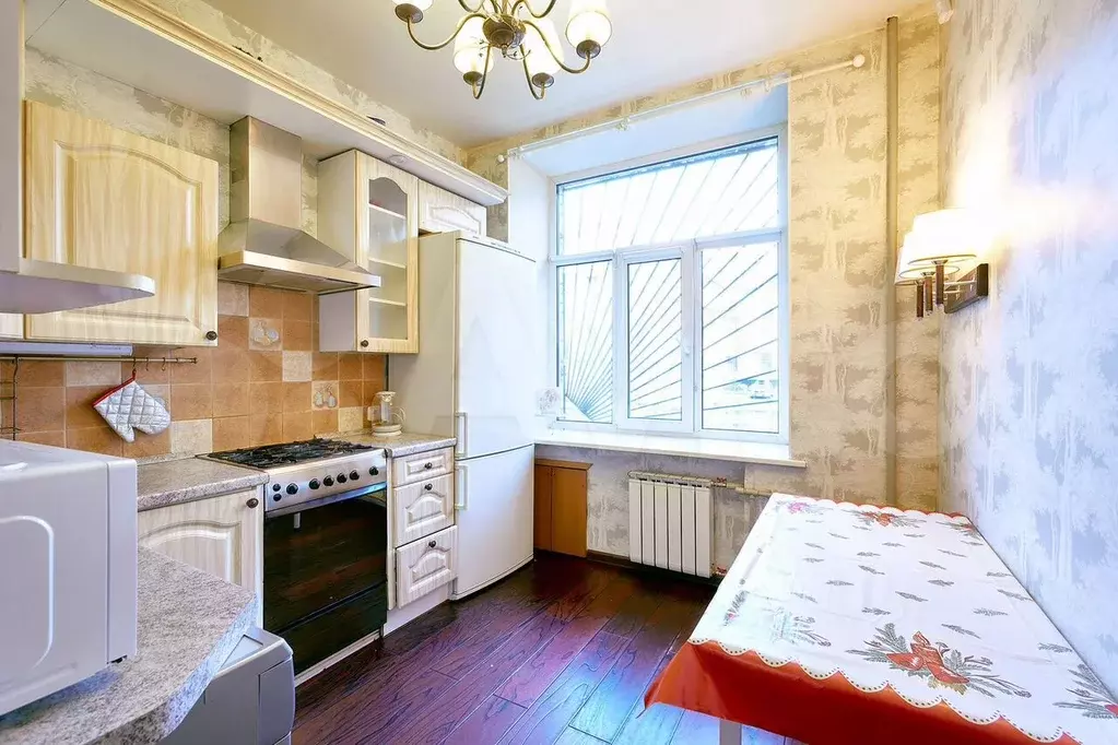 2-к. квартира, 53 м, 1/5 эт. - Фото 1