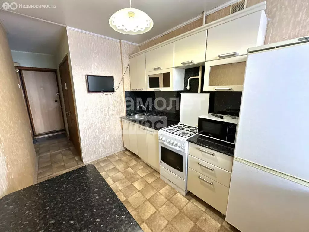 3-комнатная квартира: Уфа, улица Степана Кувыкина, 1Б (62.7 м) - Фото 2