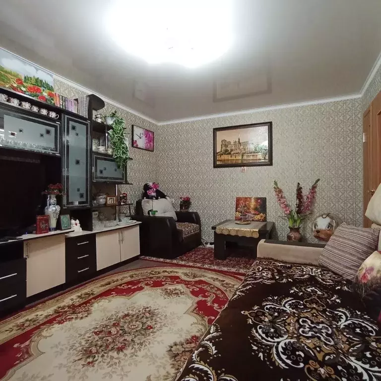 2-к кв. Краснодарский край, Динская ст-ца ул. Октябрьская, 116 (52.1 ... - Фото 0
