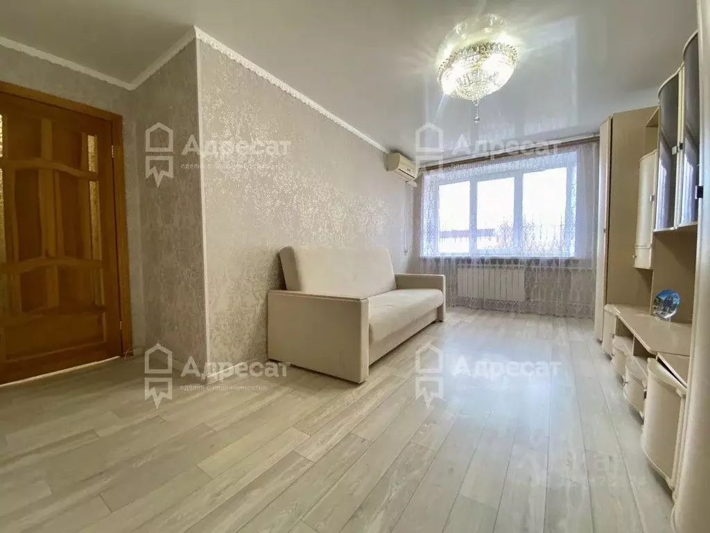 3-к кв. Волгоградская область, Волгоград Жилгородок мкр, ул. ... - Фото 1