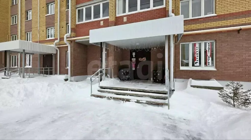 Торговая площадь в Марий Эл, Йошкар-Ола ул. Меримского, 2 (110 м) - Фото 1