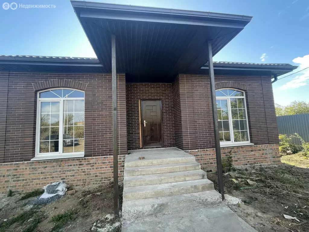 Дом в Новочеркасск, Ромашковая улица, 446 (120 м) - Фото 1