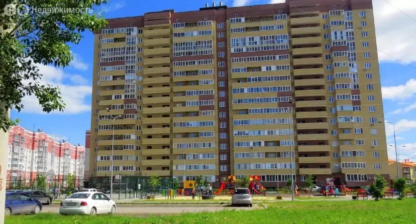 2-комнатная квартира: Тюмень, Газопромысловая улица, 8 (51.9 м) - Фото 1