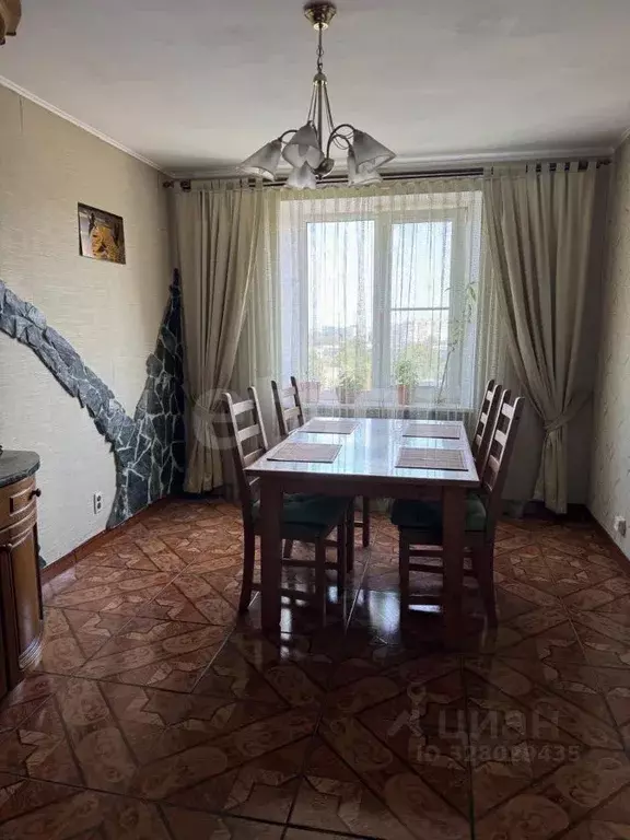 3-к кв. Челябинская область, Челябинск ул. Захаренко, 6Б (92.2 м) - Фото 1